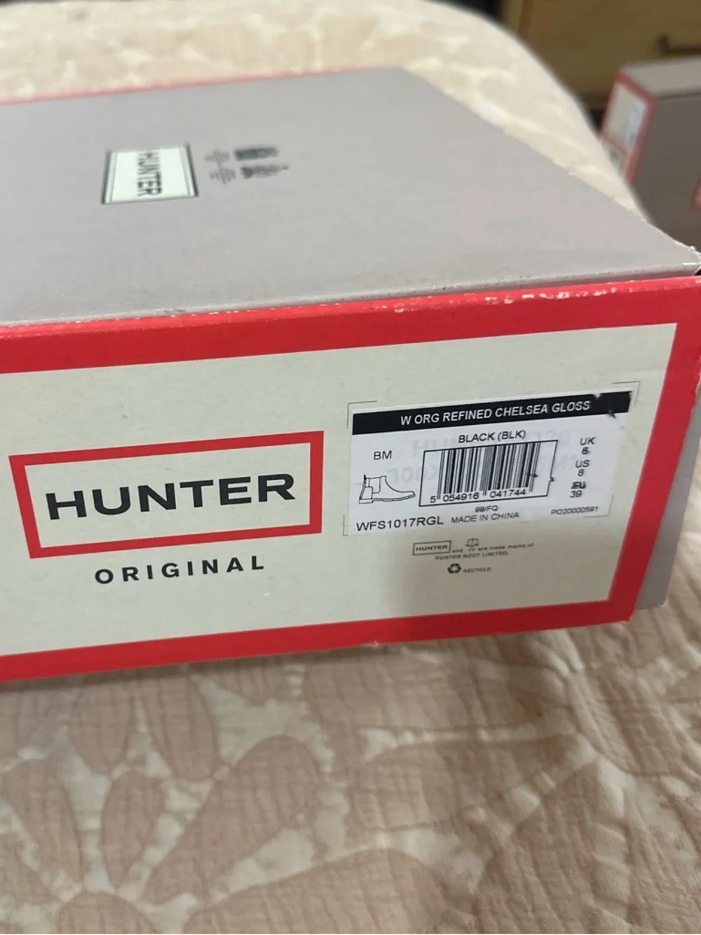 Hunter Refined Chelsea Glossy Rain Boots